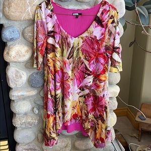 4 for $21 Cupio flowy short sleeve tunic
